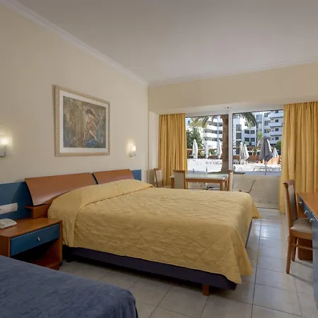 Hotell Sun 4*